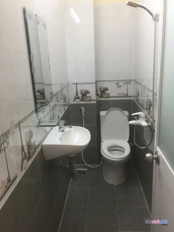 Bán Nhà số 241 Đường Dương Quảng Hàm, Phường 6, Quận Gò Vấp