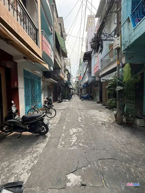 Bán Nhà số 256/6 Đường Lãnh Binh Thăng, Phường 11, Quận 11