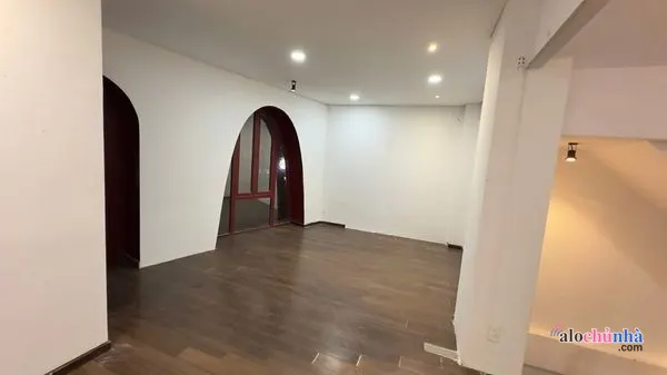 Bán Nhà số 42 Đường Ngô Thời Nhiệm, Phường Võ Thị Sáu, Quận 3