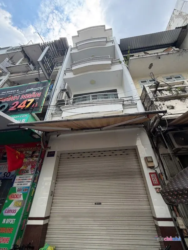 Bán  Nhà số 249 đường Đào Duy Từ, phường 7, quận 10