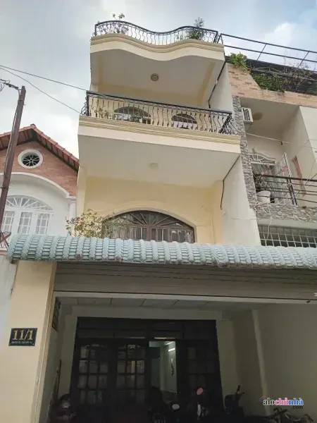 Bán  Nhà số 11/1 đường Nguyễn Ư Dĩ, phường Thảo Điền, Thành Phố Thủ Đức