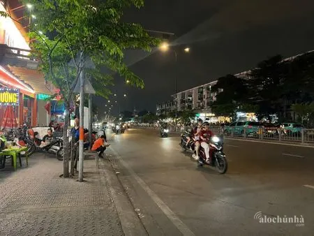 Bán Nhà số 374 đường Dương Quảng Hàm, Phường 5, quận Gò Vấp