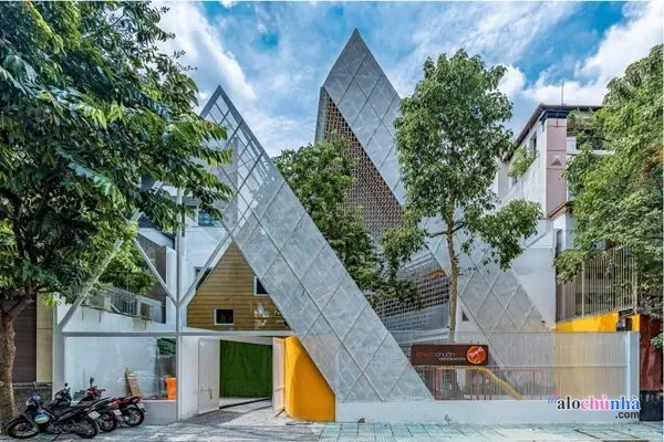 Bán Nhà số 17-19 đường Trường Sơn, Phường 15, Quận 10
