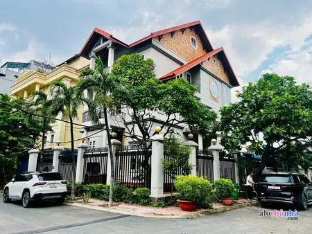 Bán  Biệt Thự số 216/3/29 đường Nguyễn Văn Hưởng, phường An Khánh, Thành Phố Thủ Đức