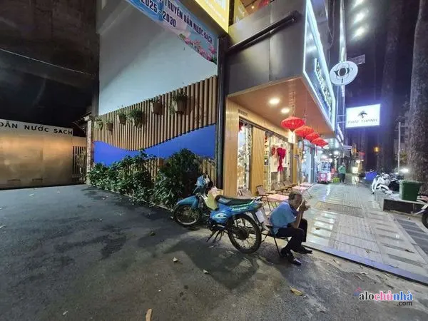 Cho Thuê  Nhà số 9-11 đường 3 Tháng 2, phường 11, quận 10