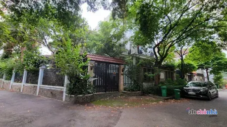 Bán  Nhà số 204B1 Đường Nguyễn Văn Hưởng, Phường Thảo Điền, Thành phố Thủ Đức