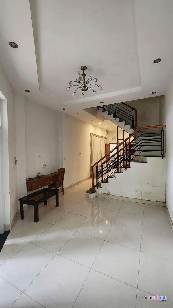 Bán Nhà số 82 Đường Số 27, Phường Tân Phong, Quận 7