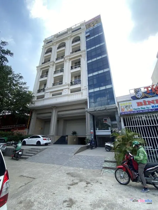 Bán  Tòa Nhà Căn Hộ Dịch Vụ số 31 đường Nguyễn Văn Linh, Tân Thuận Tây, quận 7