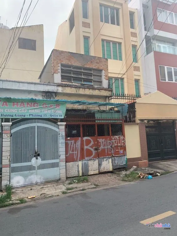 Bán  Nhà số J4 đường Bửu Long, Phường 15, Quận 10