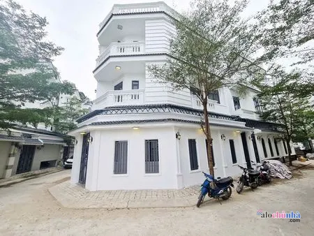 Bán  Nhà số 2637/21/17/19 đường Huỳnh Tấn Phát, xã Phú Xuân, huyện Nhà Bè