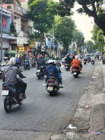 Cho Thuê  Nhà số 202 đường Lê Văn Sỹ, Phường 10, quận Phú Nhuận - ảnh 3