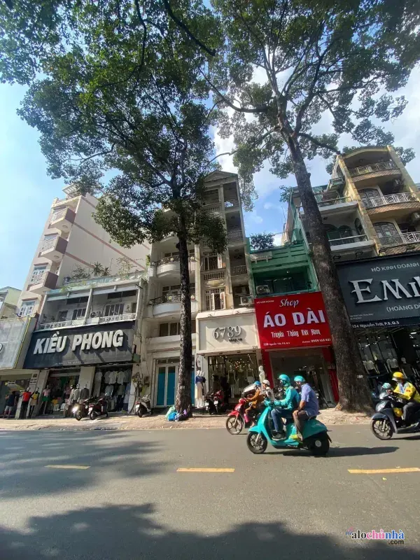 Bán Nhà số 330 đường Nguyễn Trãi, phường 8, quận 5