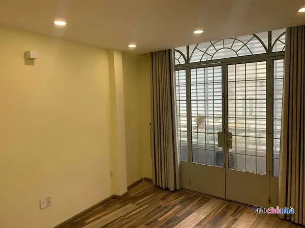 Bán Nhà số 21 Đường Lý Thái Tổ, Phường 1, Quận 10