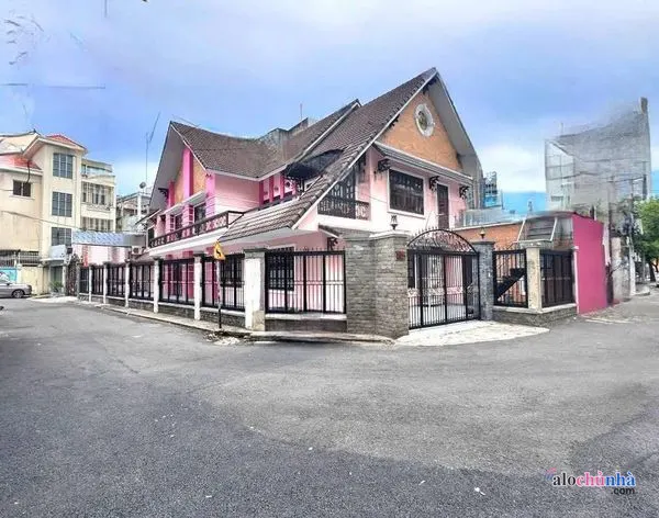 Bán  Biệt Thự số 141 đường Nguyễn Đình Chính, phường 8, quận Phú Nhuận