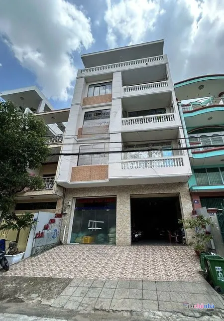 Bán  Nhà số 7-9 đường Số 24, phường 11, quận 6