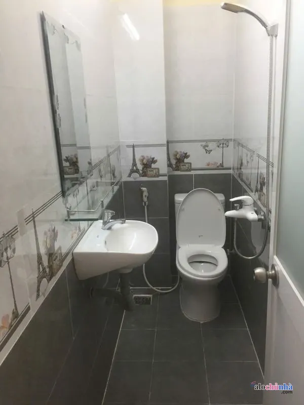 Bán Nhà số 241 Đường Dương Quảng Hàm, Phường 6, Quận Gò Vấp