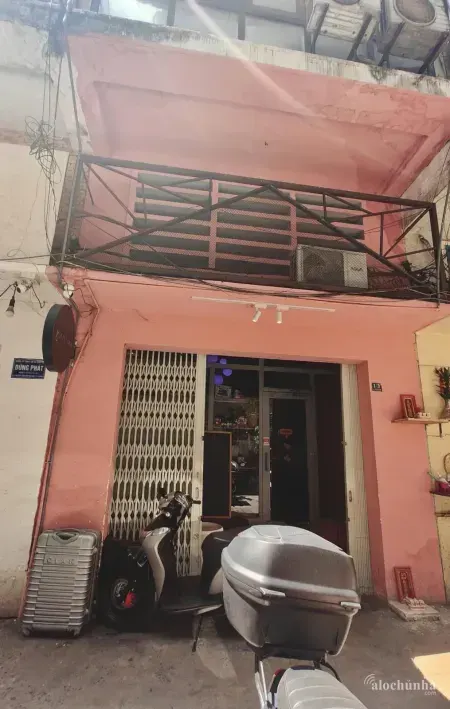 Cho Thuê Nhà số 1/3 đường Pasteur, Phường Nguyễn Thái Bình, quận 1
