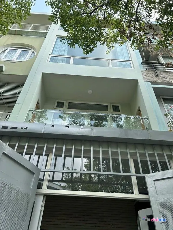 Bán  Nhà số 44 Đường Số 32, Phường Tân Phong, Quận 7