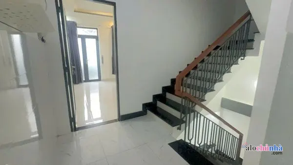 Bán Nhà số 301/8 Đường Kênh Tân Hóa, Phường Hòa Thạnh, Quận Tân Phú