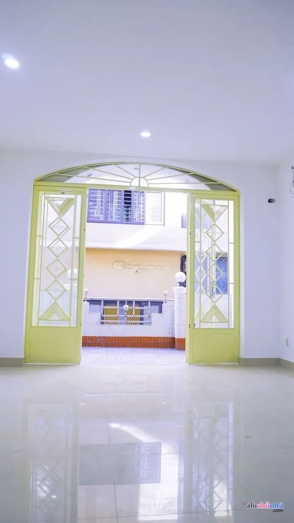 Bán Nhà số 572/18 Đường Nguyễn Trãi, Phường 8, Quận 5