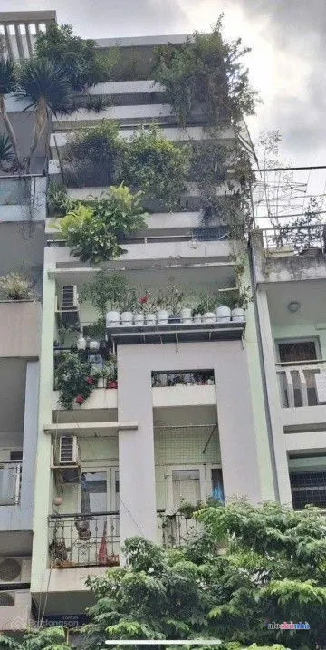 Bán Nhà số 241 Đường Đào Duy Từ, Phường 7, Quận 10