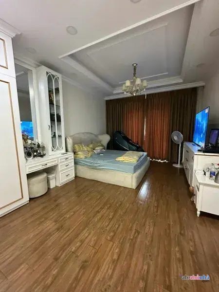 Bán Nhà số 21 đường Lý Văn Phức, Phường Tân Định, quận 1