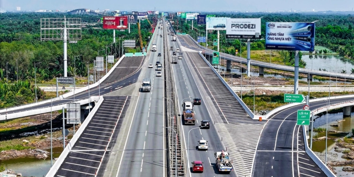 Vành đai 3 TP.HCM hướng tới khai thác đoạn trên cao vào tháng 11/2026: Nhà phố khu vực nào đáng theo dõi?