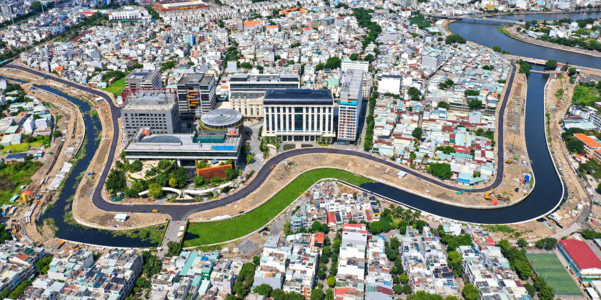 Thông xe 1,4 km đường ven rạch Xuyên Tâm, mở thêm hướng kết nối ra sông Vàm Thuật