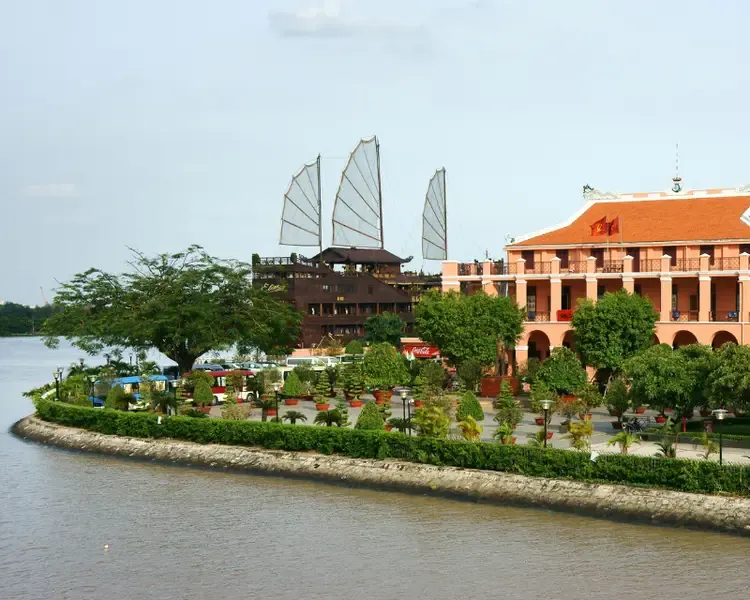 Mua bán nhà đất khu vực Quận 3